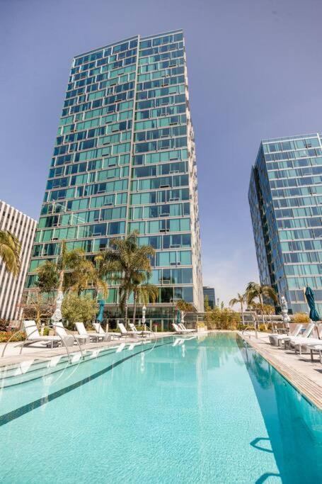 شقة Lovely Upscale High Rise Private Parking & Pool لوس أنجلوس المظهر الخارجي الصورة